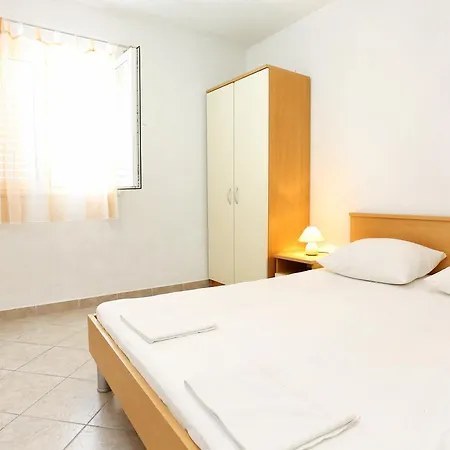 Appartement Sreser 10138b *