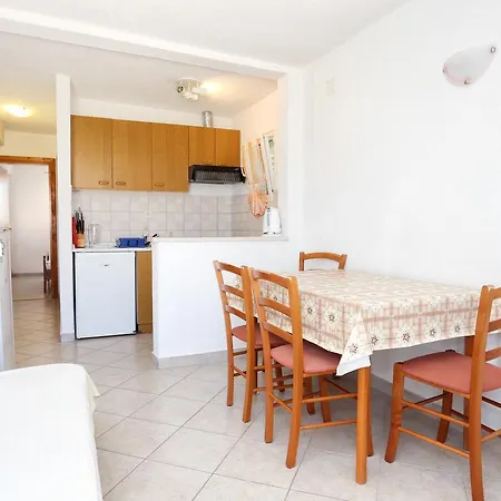 Appartement Sreser 10138b *
